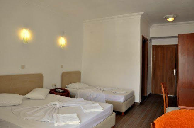 Lambada Hotel Алтынолук Экстерьер фото